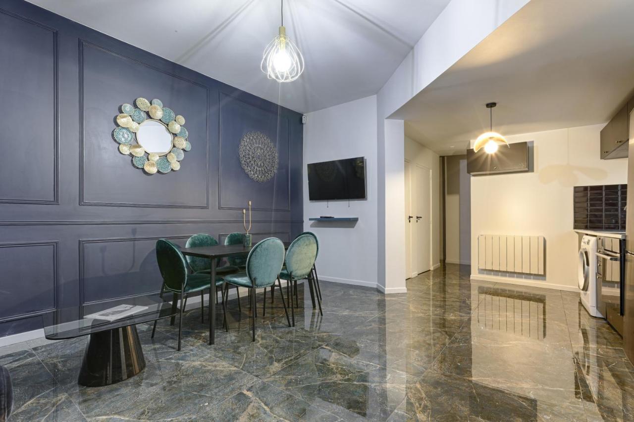 Amazing Luxury Triplex 3br/8p - Arc De Triomphe * Parijs